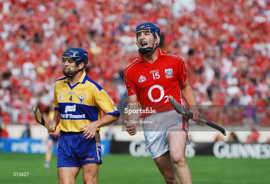 27 July 2008; Patrick Horgan, Cork, celebrates a late score as Gerry O'Grady, Clare, looks on.GAA Hurling All-Ireland Senior Championship Quarter-Final, Clare v Cork, Semple Stadium, Thurles, Co. Tipperary. Picture credit: Dáire Brennan / SPORTSFILE