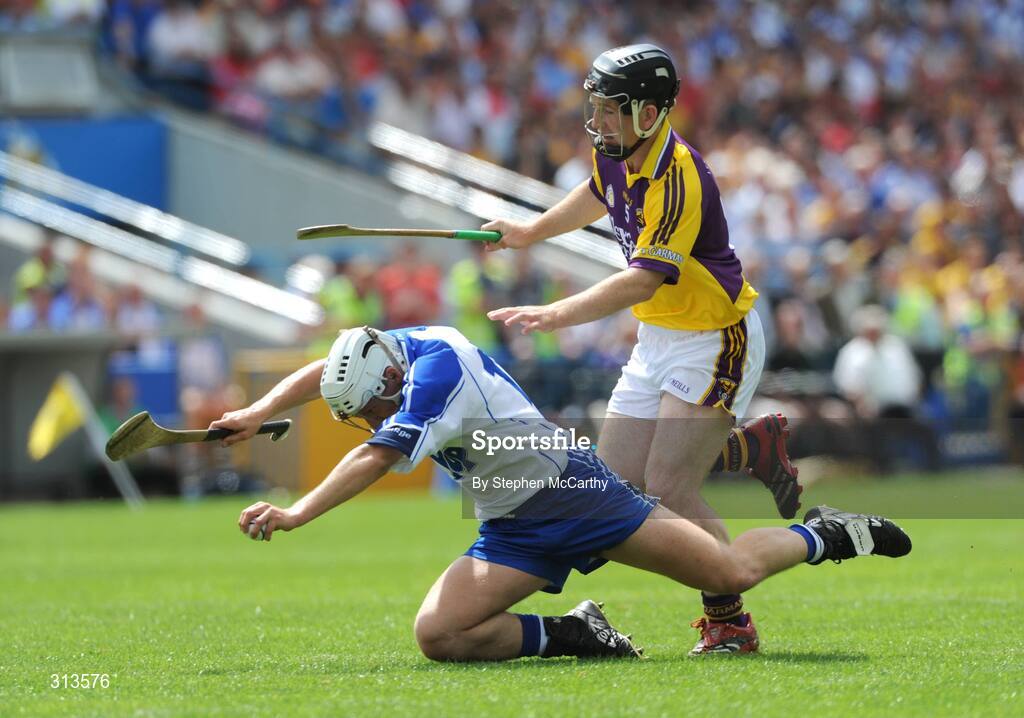 27 July 2008; Stephen Molumphy, Waterford, in action against Michael Jacob, Wexford. GAA Hurling All-Ireland Senior Championship Quarter-Final, Wexford v Waterford, Semple Stadium, Thurles, Co. Tipperary. Picture credit: Stephen McCarthy / SPORTSFILE
