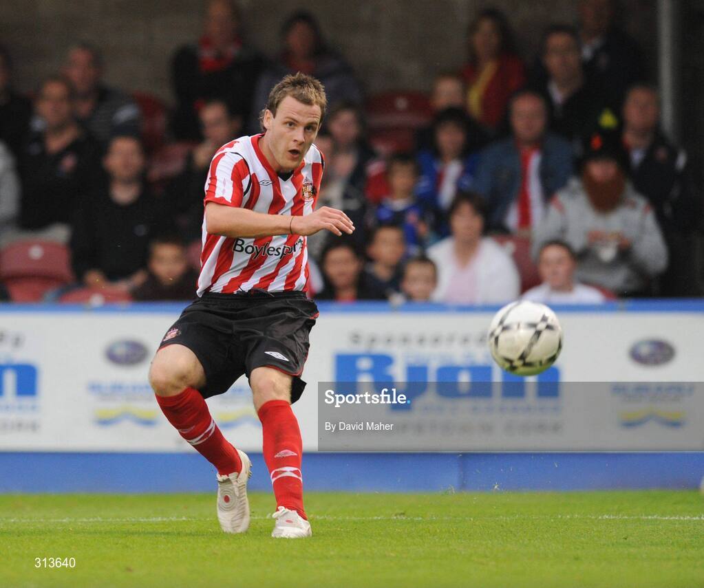 28 July 2008; Anthony Stokes, Sunderland, shoots to score his side's second goal. Pre-season friendly, Cobh Ramblers v Sunderland, Turners Cross, Cork. Picture credit: David Maher / SPORTSFILE