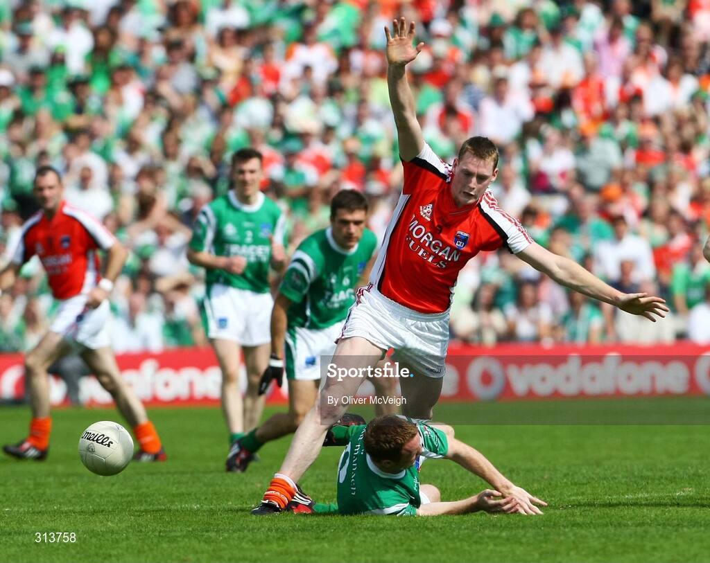 27 July 2008; Kieran Toner, Armagh, in action against Martin McGrath, Fermanagh. GAA Football Ulster Senior Championship Final replay, Armagh v Fermanagh, St Tighearnach's Park, Clones, Co. Monaghan. Picture credit: Oliver McVeigh / SPORTSFILE *** Local Caption *** S0807107 Armagh v Fermanagh OMcV