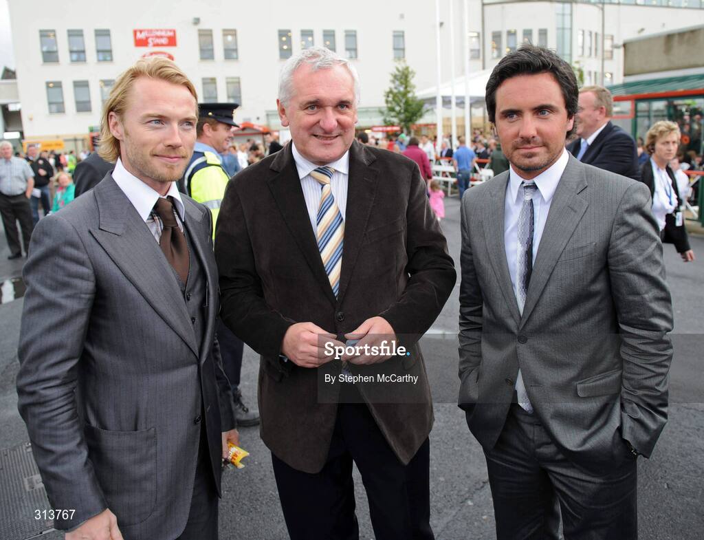 29 July 2008; Bertie Ahern T.D., with Ronan Keating, left, and David Keoghan, right, during the second day of the Galway Racing Festival. Galway Racing Fesitval - Tuesday, Ballybrit, Galway. Picture credit: Stephen McCarthy / SPORTSFILE