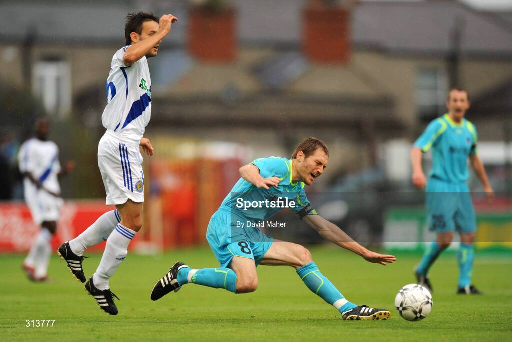 29 July 2008; Adam Hughes, Drogheda United, in action against Milos Ninkovic, Dynamo Kyiv. Drogheda United v Dynamo Kyiv - UEFA Champions League 2nd Qualifying Round, Dalymount Park, Dublin. Picture credit: David Maher / SPORTSFILE