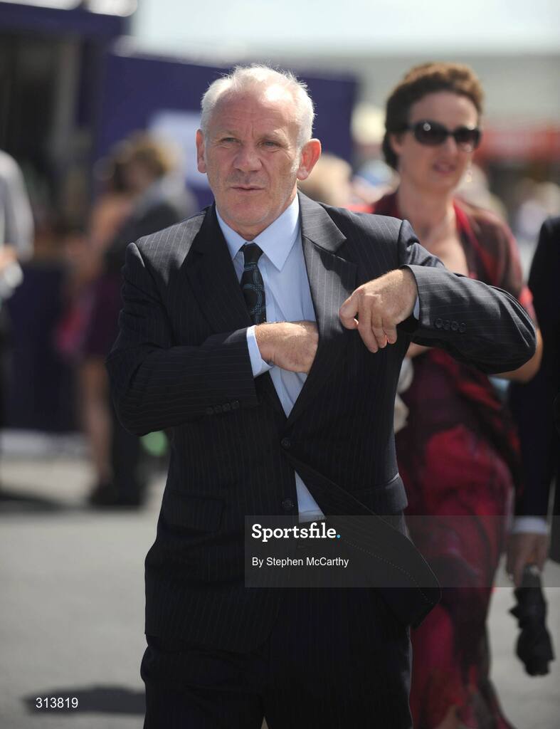30 July 2008; Soccer manager Peter Reid during the third day of the Galway Racing Festival. Galway Racing Festival - Wednesday, Ballybrit, Galway. Picture credit: Stephen McCarthy / SPORTSFILE