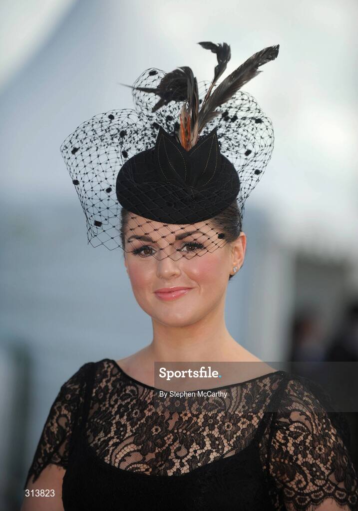 30 July 2008; Síle Seoige during the third day of the Galway Racing Festival. Galway Racing Festival - Wednesday, Ballybrit, Galway. Picture credit: Stephen McCarthy / SPORTSFILE