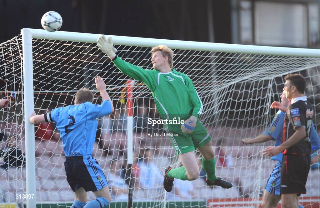25 July 2008; Matt Gregg, UCD. eircom league Premier Division, Bohemians v UCD, Dalymount Park, Dublin. Picture credit: David Maher / SPORTSFILE