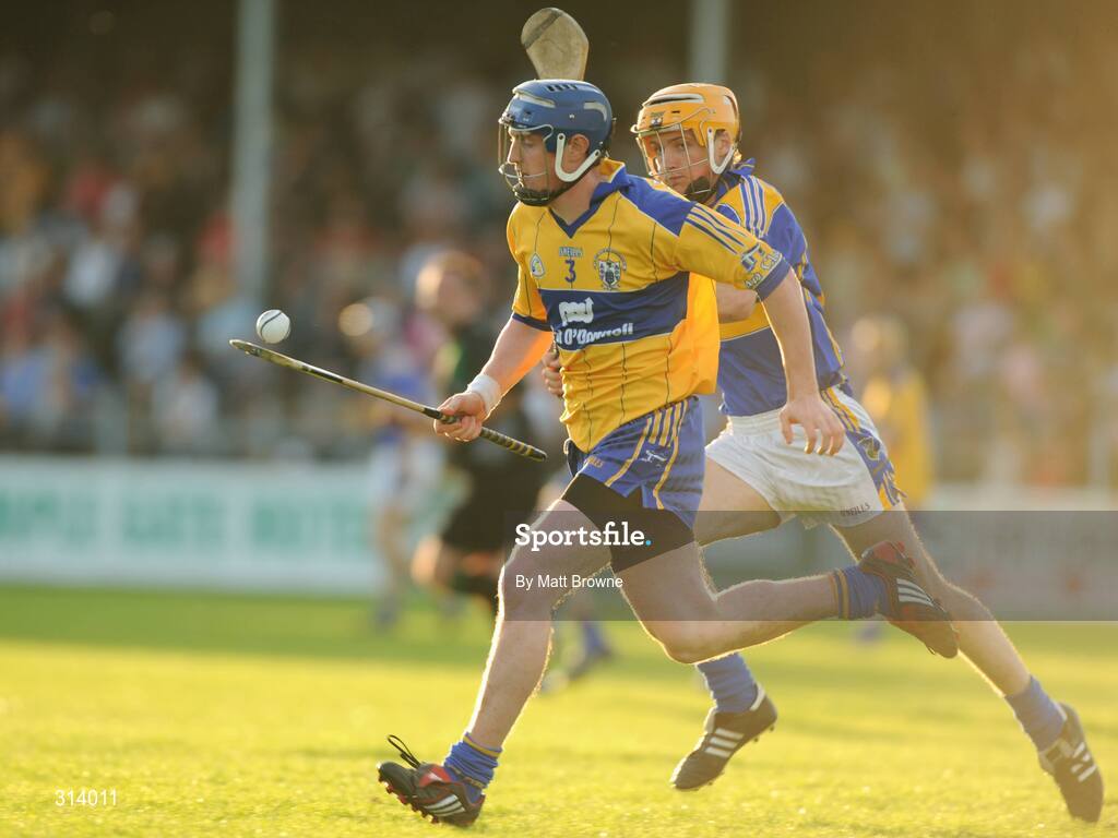 30 July 2008; Conor Cooney, Clare, in action against Pa Bourke, Tipperary. Bord Gais Munster GAA Hurling U21 Championship Final, Clare v Tipperary, Cusack Park, Ennis, Co. Clare. Picture credit: Matt Browne / SPORTSFILE