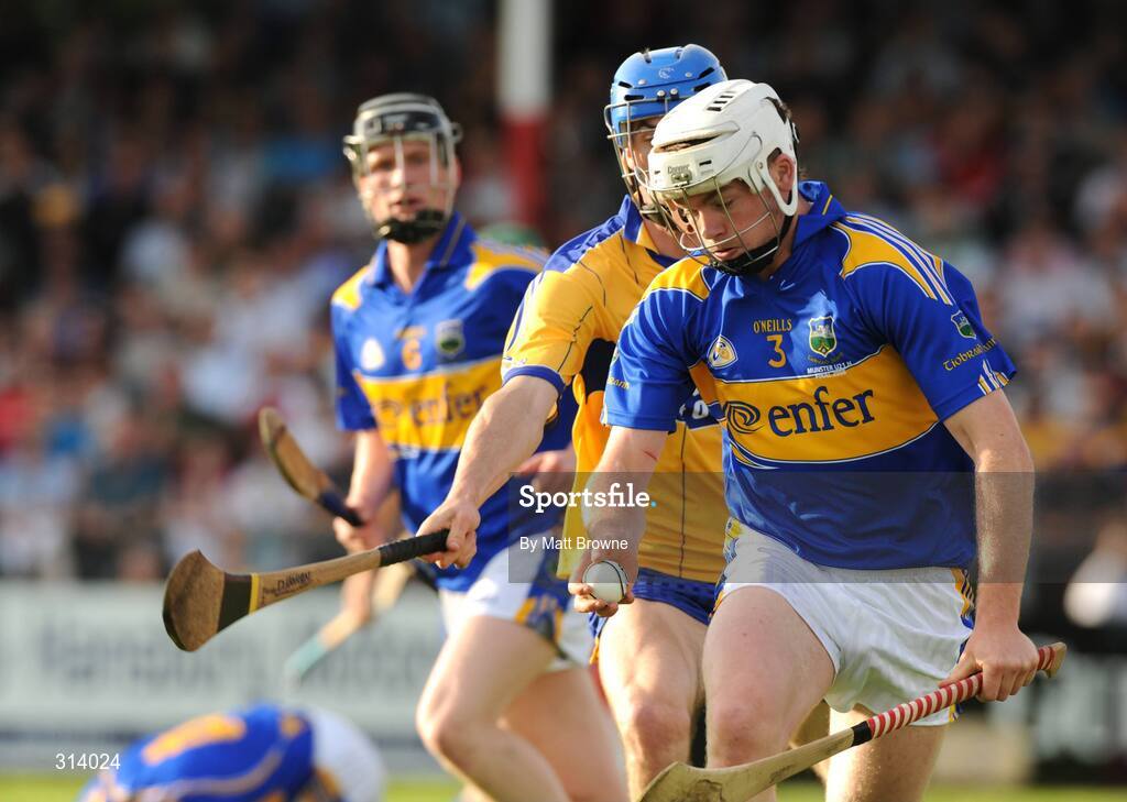 30 July 2008; Padraig Maher, Tipperary, in action against Darach Honan, Clare. Bord Gais Munster GAA Hurling U21 Championship Final, Clare v Tipperary, Cusack Park, Ennis, Co. Clare. Picture credit: Matt Browne / SPORTSFILE