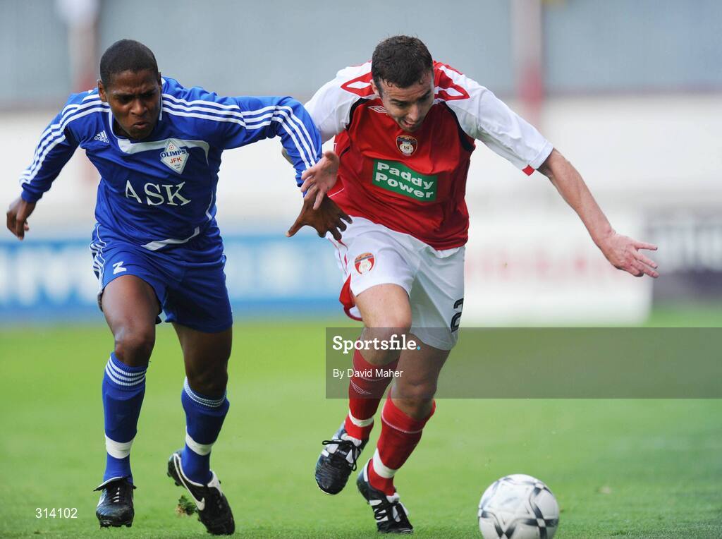 31 July 2008; Derek O'Brien, St Patrick's Athletic, in action against Nathan Soares C. Junior, JFK Olimps. UEFA Cup First Qualifying Round, 2nd Leg, St Patrick's Athletic v JFK Olimps, Richmond Park, Dublin. Picture credit: David Maher / SPORTSFILE