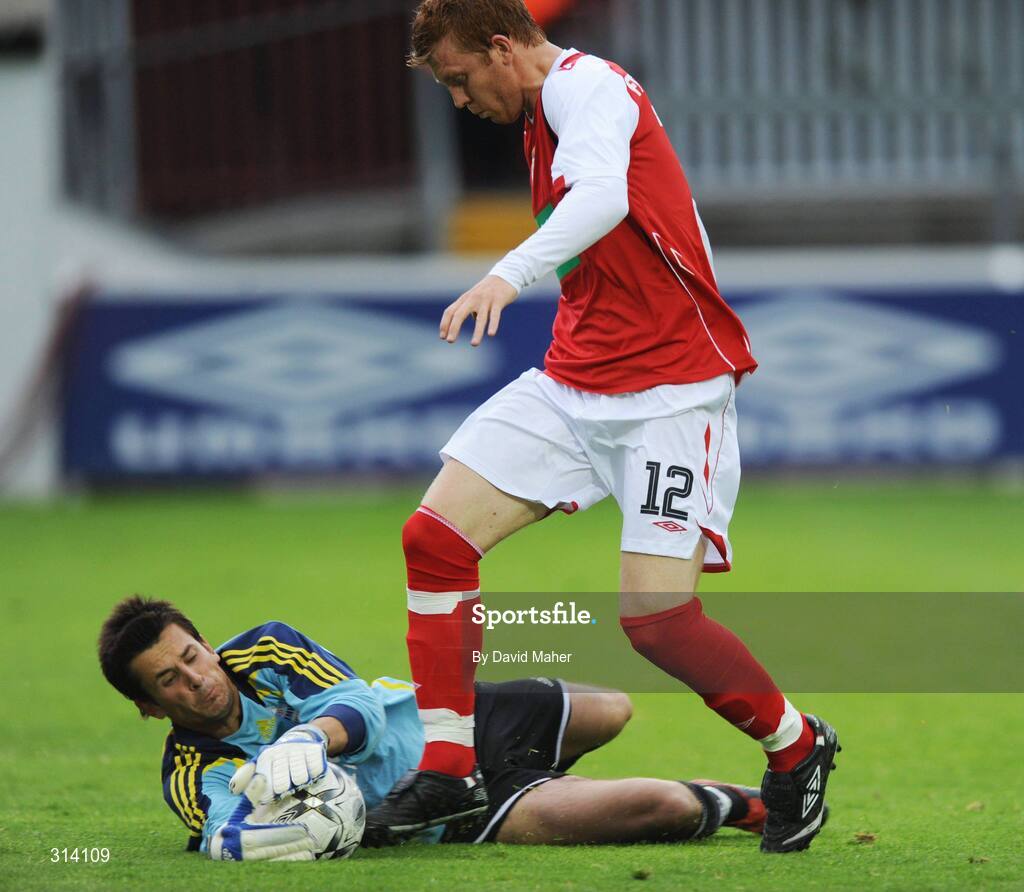31 July 2008; Glen Fitzpatrick, St Patrick's Athletic, in action against Kapars Ikstens, JFK Olimps. UEFA Cup First Qualifying Round, 2nd Leg, St Patrick's Athletic v JFK Olimps, Richmond Park, Dublin. Picture credit: David Maher / SPORTSFILE