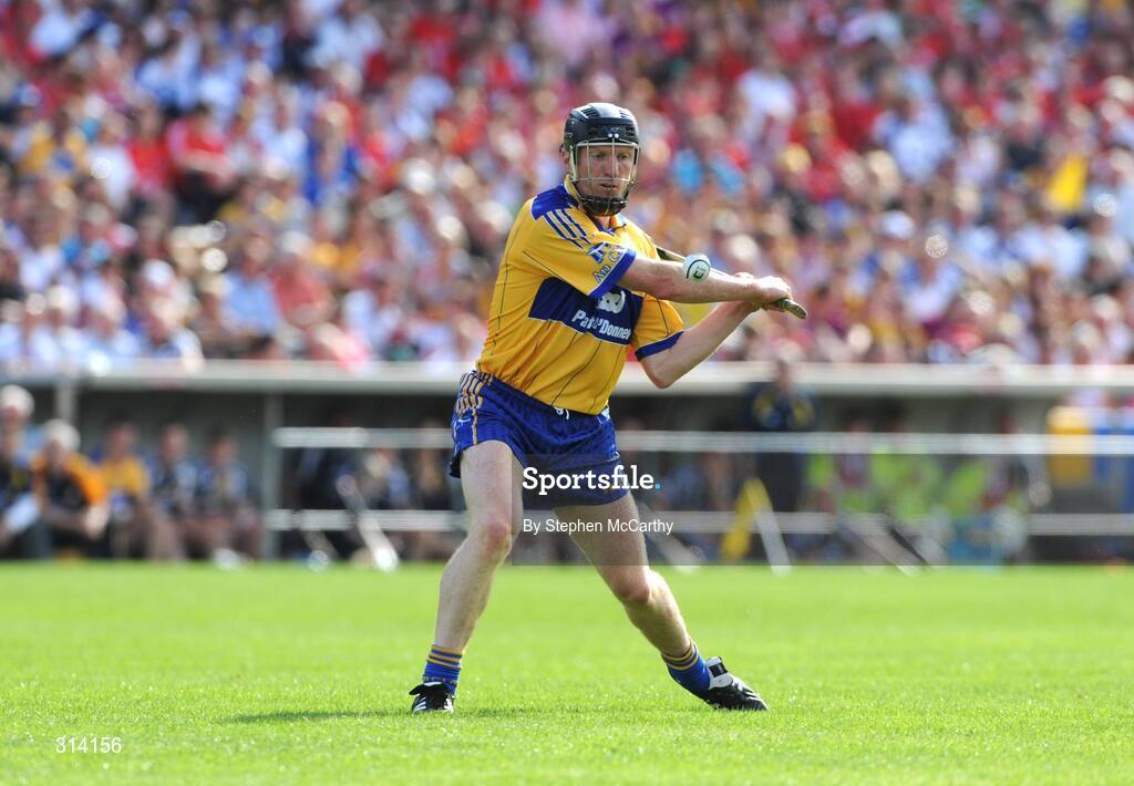 27 July 2008; Niall Gilligan, Clare. GAA Hurling All-Ireland Senior Championship Quarter-Final, Clare v Cork, Semple Stadium, Thurles, Co. Tipperary. Picture credit: Stephen McCarthy / SPORTSFILE