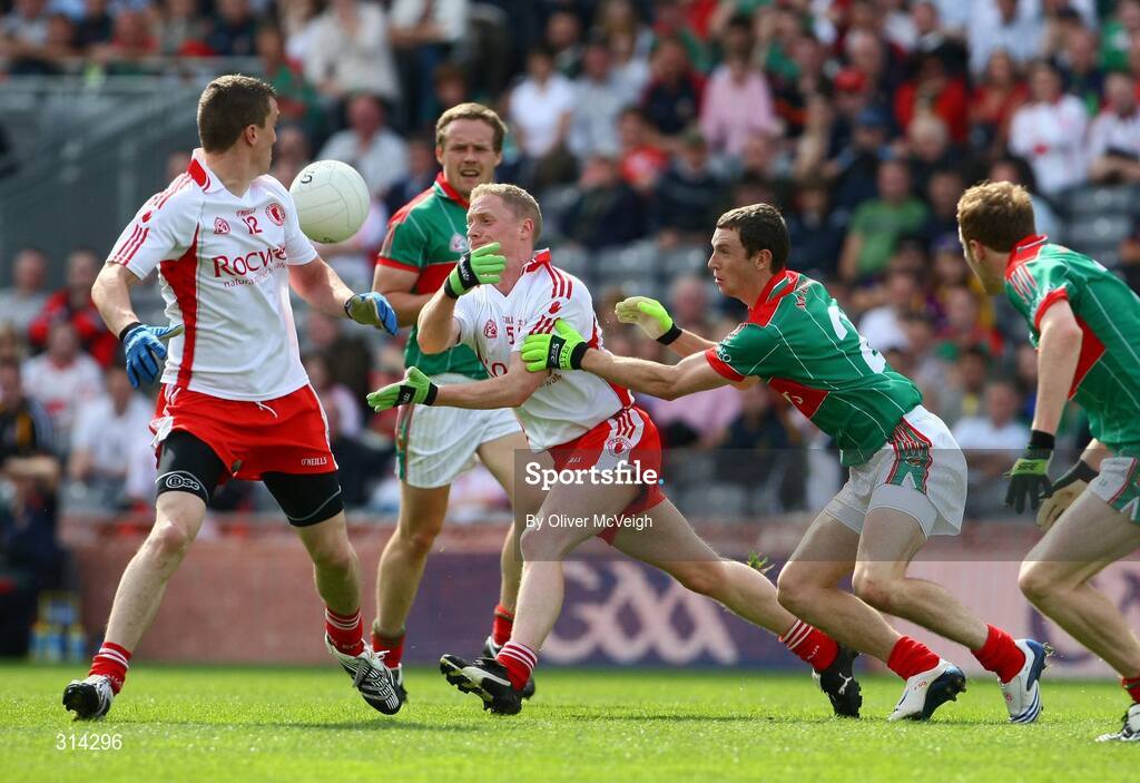 2 August 2008; Colm McCullagh, Tyrone, in action against Keith Higgins, Mayo. All-Ireland Senior Football Championship Qualifier, Round 3, Tyrone v Mayo, Croke Park, Dublin. Picture credit: Oliver McVeigh / SPORTSFILE