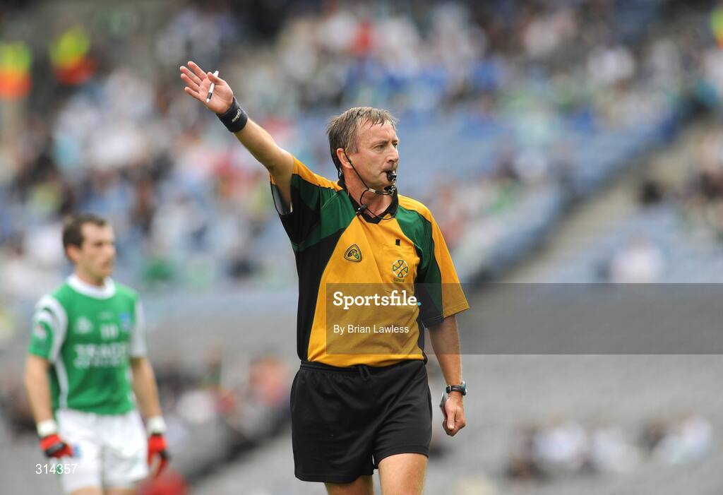 3 August 2008; Referee Aidan Mangan. All-Ireland Senior Football Championship Qualifier, Round 3, Fermanagh v Kildare, Croke Park, Dublin. Picture credit: Brian Lawless / SPORTSFILE