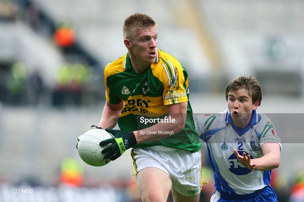 3 August 2008; Tommy Walsh, Kerry, in action against Dessie Mone, Monaghan. All-Ireland Senior Football Championship Qualifier, Round 3, Kerry v Monaghan, Croke Park, Dublin. Picture credit: Oliver McVeigh / SPORTSFILE