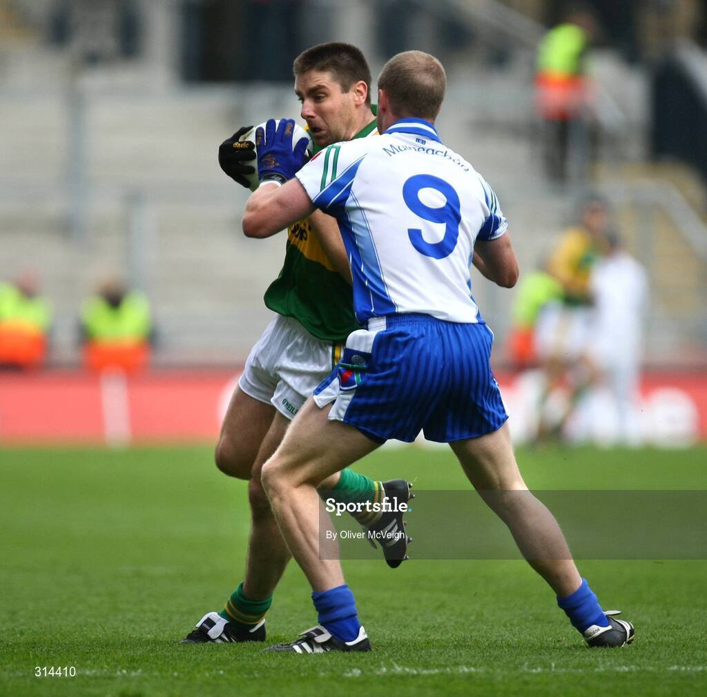 3 August 2008; Darragh O'Se Kerry, in action against Dick Clerkin, Monaghan. All-Ireland Senior Football Championship Qualifier, Round 3, Kerry v Monaghan, Croke Park, Dublin. Picture credit: Oliver McVeigh / SPORTSFILE