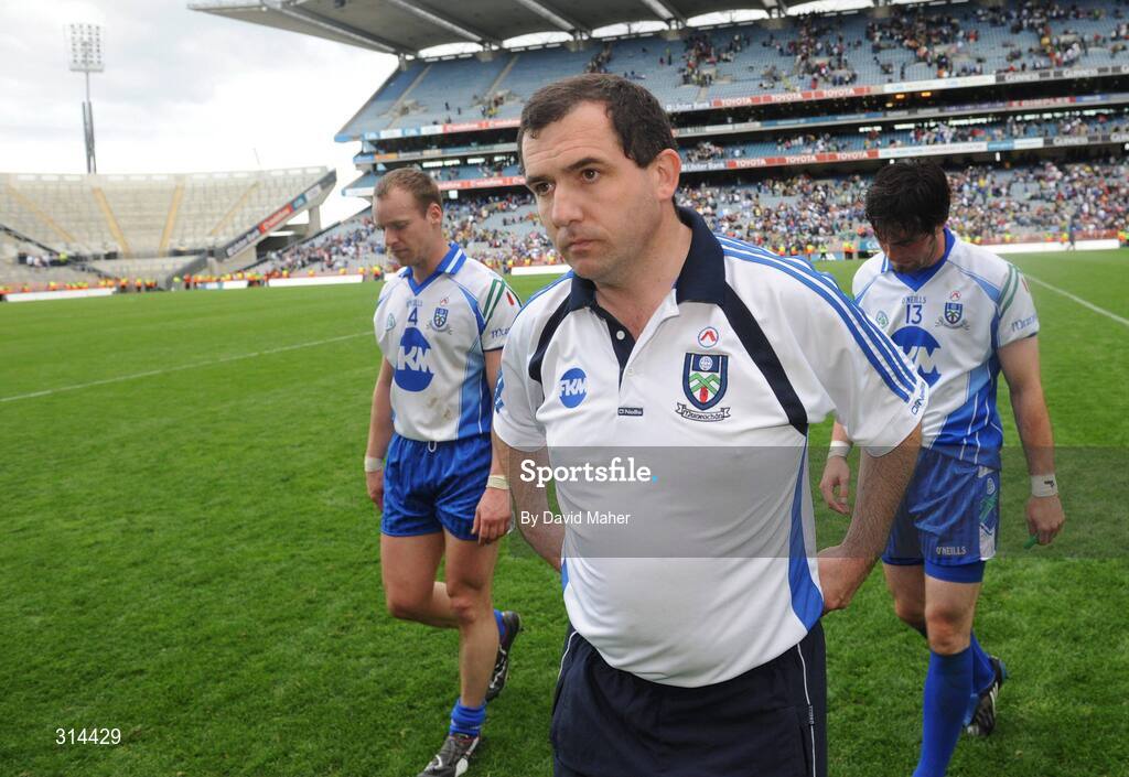 3 August 2008; A disappointed Monaghan manager Seamus McEnaney with players Dermot McArdle, left, and Ciaran Hanratty at the end of the game. All-Ireland Senior Football Championship Qualifier, Round 3, Kerry v Monaghan, Croke Park, Dublin. Picture credit: David Maher / SPORTSFILE