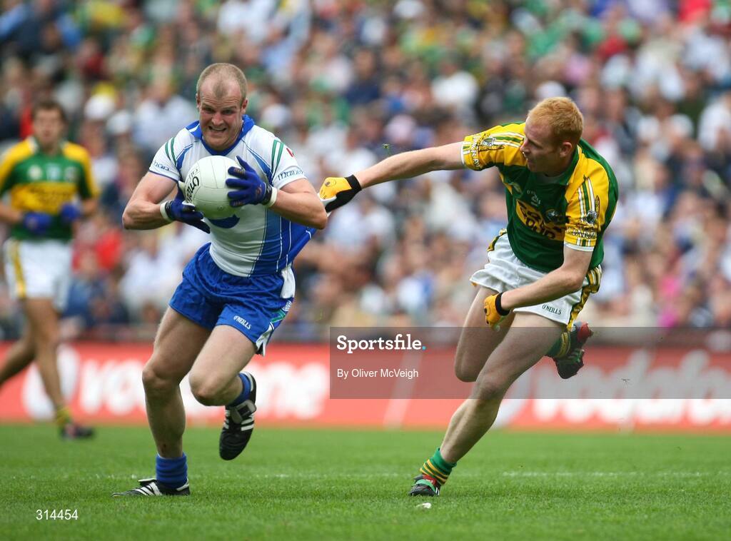 3 August 2008; Dick Clerkin, Monaghan, in action against Seamus Scanlon, Kerry. All-Ireland Senior Football Championship Qualifier, Round 3, Kerry v Monaghan, Croke Park, Dublin. Picture credit: Oliver McVeigh / SPORTSFILE
