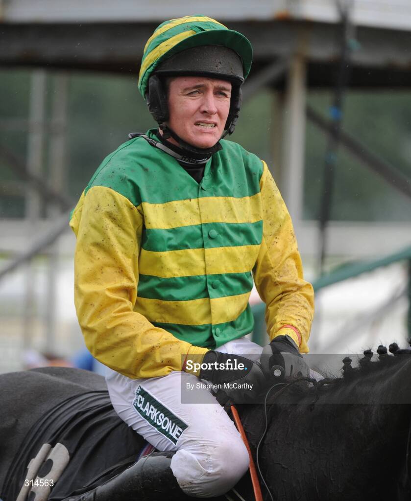 28 July 2008; Jockey Barry Geraghty, onboard Dani's Girl, ahead of the GPT Dublin Handicap Hurdle. Galway Racing Fesitval - Monday, Ballybrit, Galway. Picture credit: Stephen McCarthy / SPORTSFILE