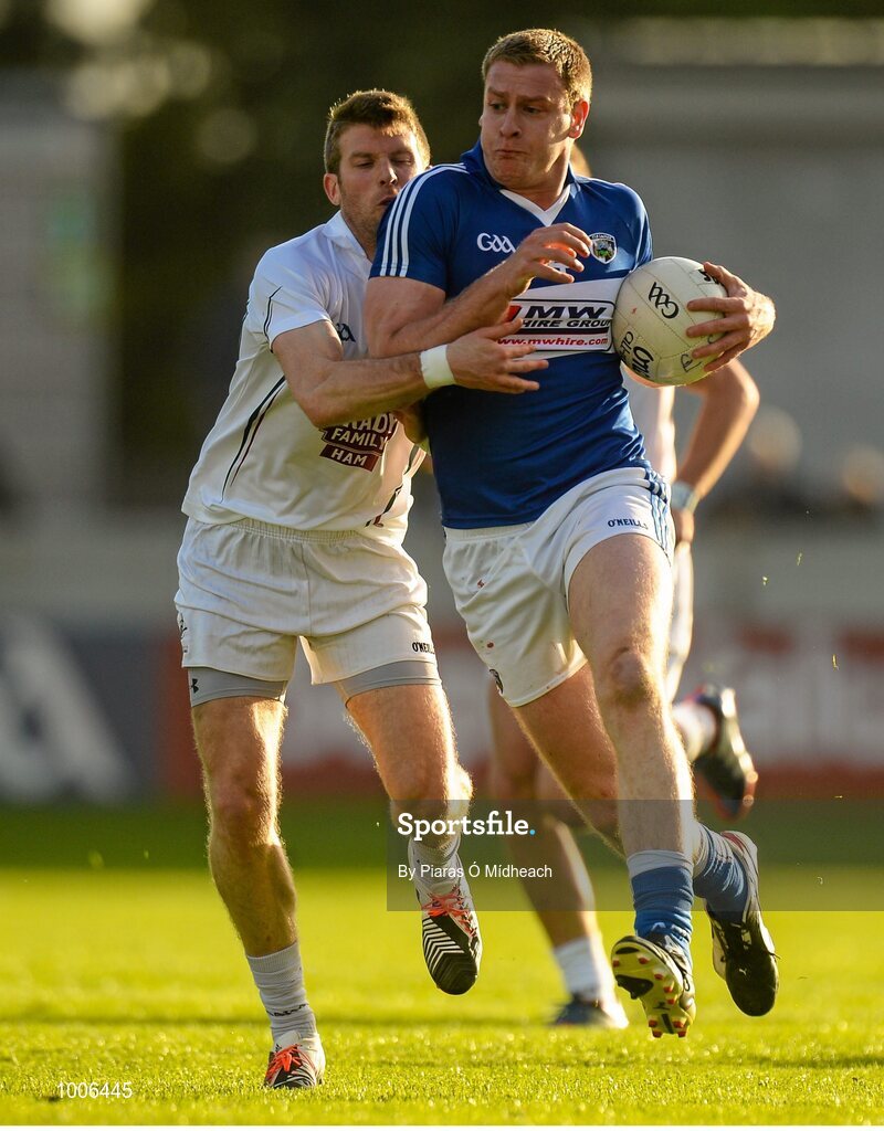 6 June 2015; Donal Kingston, Laois, in action against Ciarán Fitzpatrick, Kildare. Leinster GAA Football Senior Championship Quarter-Final, Kildare v Laois. O'Connor Park, Tullamore, Co. Offaly. Picture credit: Piaras Ó Mídheach / SPORTSFILE