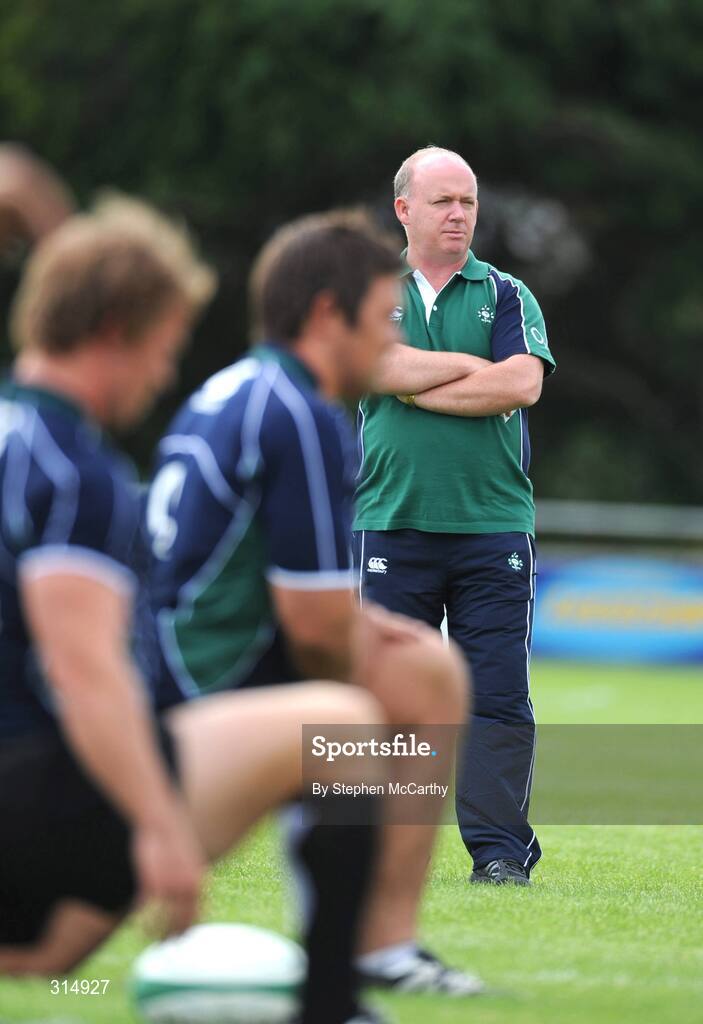 7 August 2008; Ireland head coach Declan Kidney during squad training. Presentation Brothers College Sports Grounds, Dennehy's Cross, Cork. Picture credit: Stephen McCarthy / SPORTSFILE