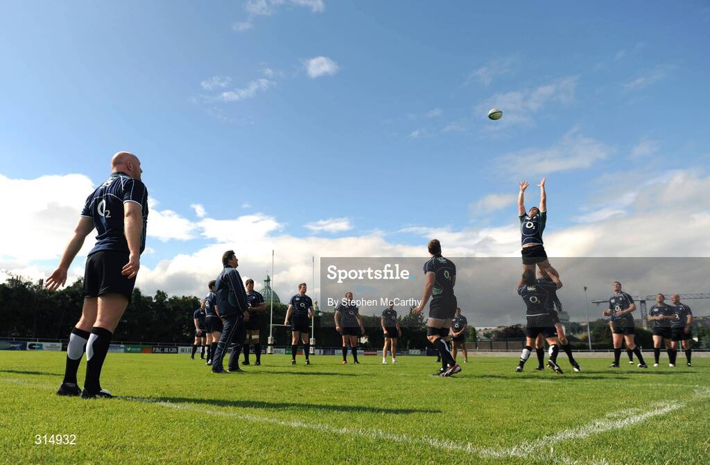 7 August 2008; A general view of the Ireland players working on their lineouts during squad training. Presentation Brothers College Sports Grounds, Dennehy's Cross, Cork. Picture credit: Stephen McCarthy / SPORTSFILE