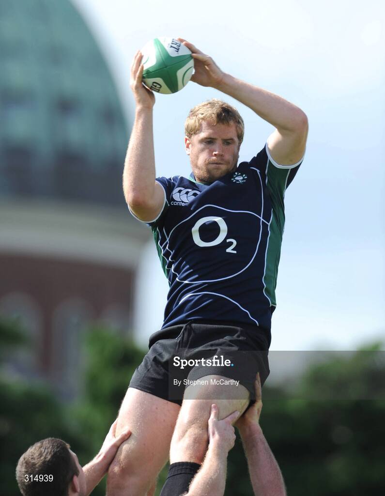 7 August 2008; Ireland's Jamie Heaslip in action during squad training. Presentation Brothers College Sports Grounds, Dennehy's Cross, Cork. Picture credit: Stephen McCarthy / SPORTSFILE
