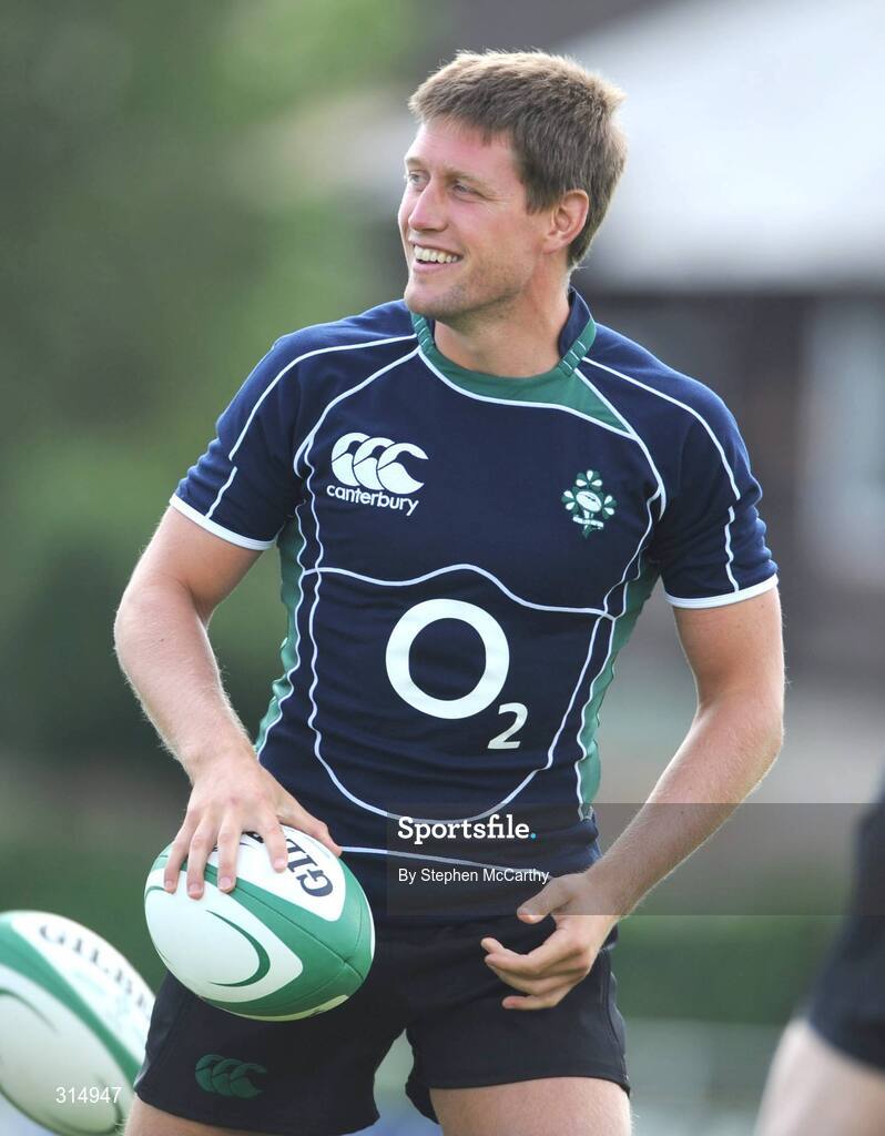 7 August 2008; Ireland's Ronan O'Gara during squad training. Presentation Brothers College Sports Grounds, Dennehy's Cross, Cork. Picture credit: Stephen McCarthy / SPORTSFILE
