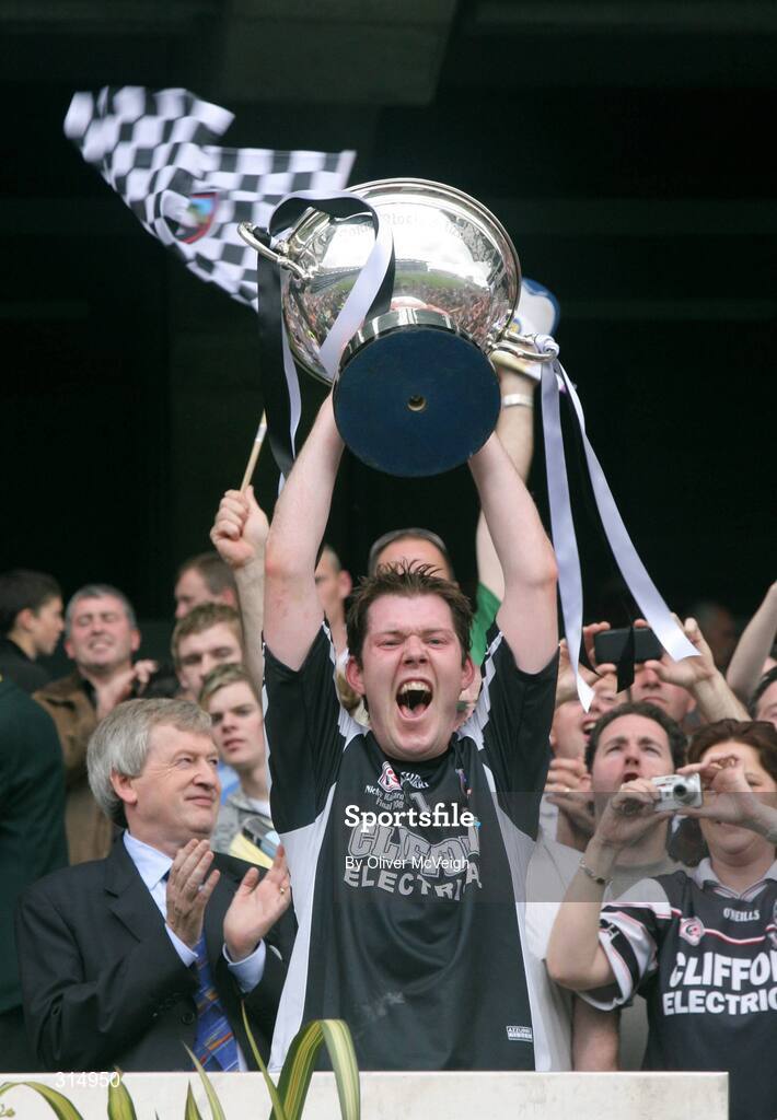 3 August 2008; Sligo captain, Damien Burke, holds aloft the Nicky Rackard Cup. Nicky Rackard Cup Final, Louth v Sligo, Croke Park, Dublin. Picture credit: Oliver McVeigh / SPORTSFILE