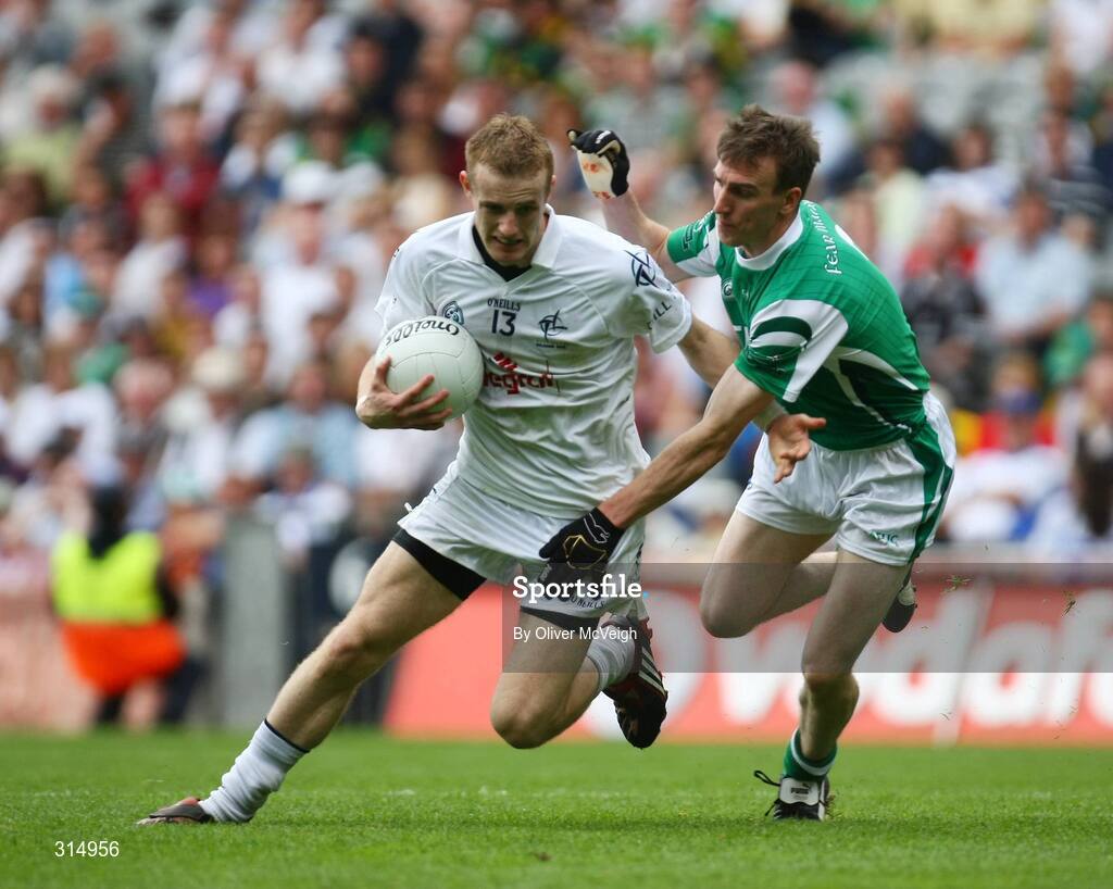 3 August 2008; Alan Smyth, Kildare, in action against Shane Goan, Fermanagh. All-Ireland Senior Football Championship Qualifier, Round 3, Fermanagh v Kildare, Croke Park, Dublin. Picture credit: Oliver McVeigh / SPORTSFILE