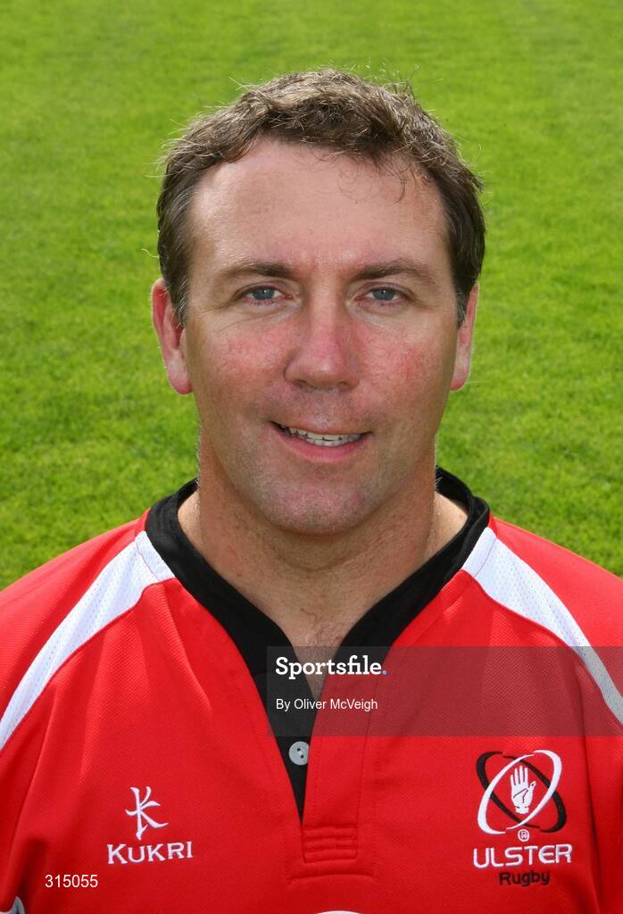 30 July 2008; Alan McCaldin, Physio, Ulster Rugby. Ravenhill, Belfast, Co. Antrim. Picture credit: Oliver McVeigh / SPORTSFILE