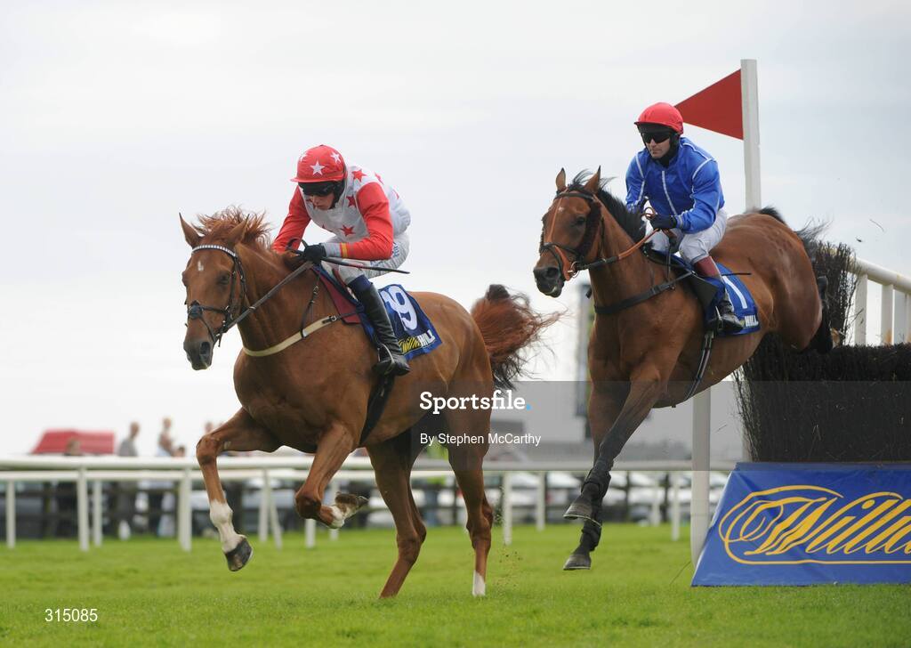 30 July 2008; The Joker, with Alain Cawley up, leads Oodachee, with Davy Casey up, during the William Hill Galway Plate. Galway Racing Festival - Wednesday, Ballybrit, Galway. Picture credit: Stephen McCarthy / SPORTSFILE