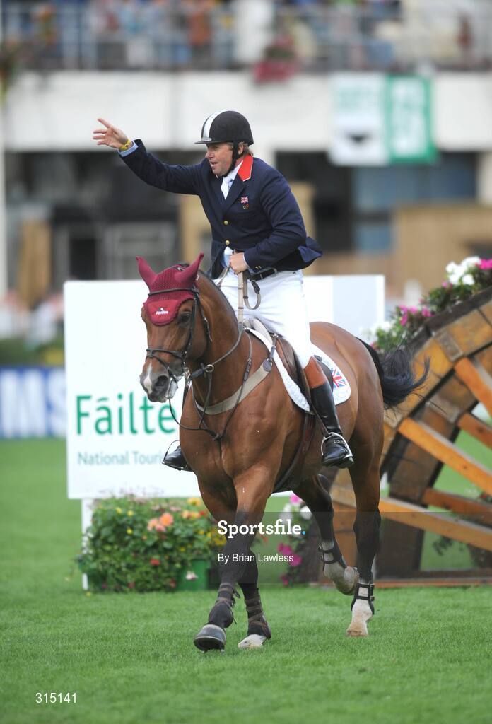 8 August 2008; Nick Skelton, aboard Arko III, celebrates after clearing the final fence to win the Samaung Super League with FEI of Ireland Aga Khan Nations Cup.Failte Ireland Dublin Horse Show 2008, The Royal Dublin Society (RDS), Ballsbridge, Dublin. Picture credit: Brian Lawless / SPORTSFILE