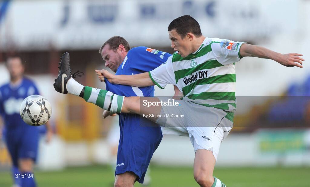 8 August 2008; Tadhg Purcell, Shamrock Rovers, in action against Jonathan Minnock, Finn Harps. eircom League of Ireland Premier Division, Shamrock Rovers v Finn Harps, Tolka Park, Dublin. Picture credit: Stephen McCarthy / SPORTSFILE