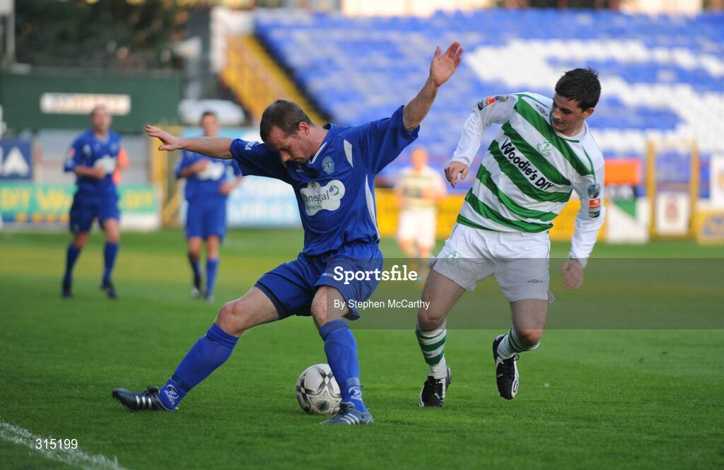 8 August 2008; Jonathan Minnock, Finn Harps, in action against Padraig Amond, Shamrock Rovers. eircom League of Ireland Premier Division, Shamrock Rovers v Finn Harps, Tolka Park, Dublin. Picture credit: Stephen McCarthy / SPORTSFILE