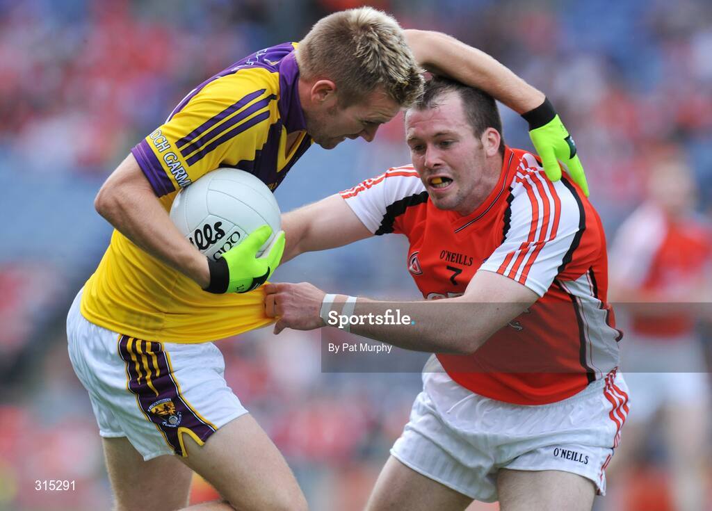 9 August 2008; PJ Banville, Wexford, in action against Ciaran McKeever, Armagh. GAA Football All-Ireland Senior Championship Quarter-Final, Armagh v Wexford, Croke Park, Dublin. Picture credit: Pat Murphy / SPORTSFILE