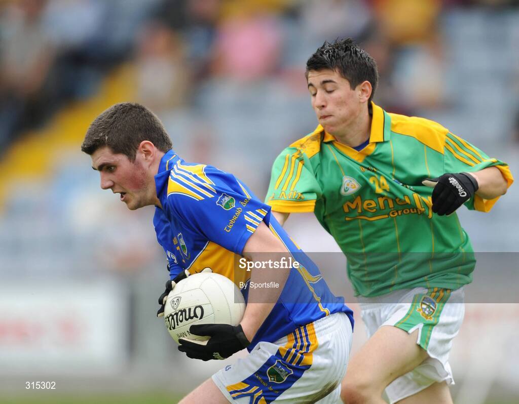 9 August 2008; Kevin O'Riordan, Tipperary, in action against Paddy Gilsenan, Meath. ESB GAA Football All-Ireland Minor Championship Quarter-Final, Meath v Tipperary, O'Moore Park, Portlaoise, Co Laois. Photo by Sportsfile
