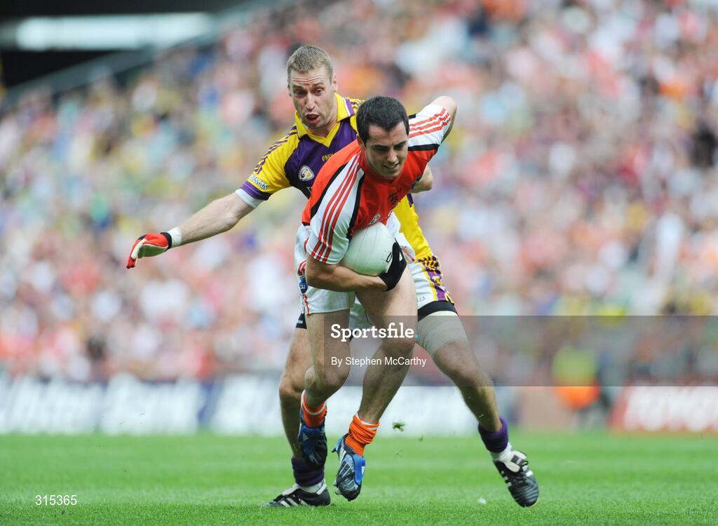 9 August 2008; Aaron Kernan, Armagh, in action against Matty Forde, Wexford. GAA Football All-Ireland Senior Championship Quarter-Final, Armagh v Wexford, Croke Park, Dublin. Picture credit: Stephen McCarthy / SPORTSFILE