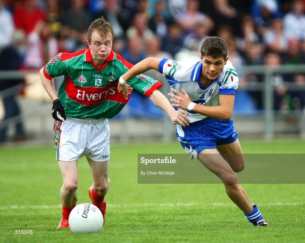 9 August 2008; Daniel O'Hara, Mayo, in action against Sam Dooney, Monaghan. ESB GAA Football All-Ireland Minor Championship Quarter-Final, Mayo v Monaghan, Pearse Park, Longford. Picture credit: Oliver McVeigh / SPORTSFILE