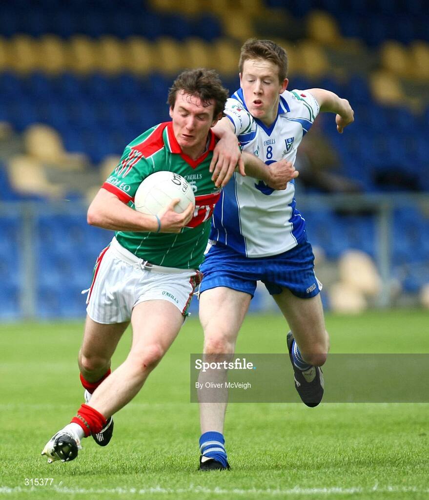 9 August 2008; Cathal Freeman, Mayo, in action against Peter O'Hara, Monaghan. ESB GAA Football All-Ireland Minor Championship Quarter-Final, Mayo v Monaghan, Pearse Park, Longford. Picture credit: Oliver McVeigh / SPORTSFILE