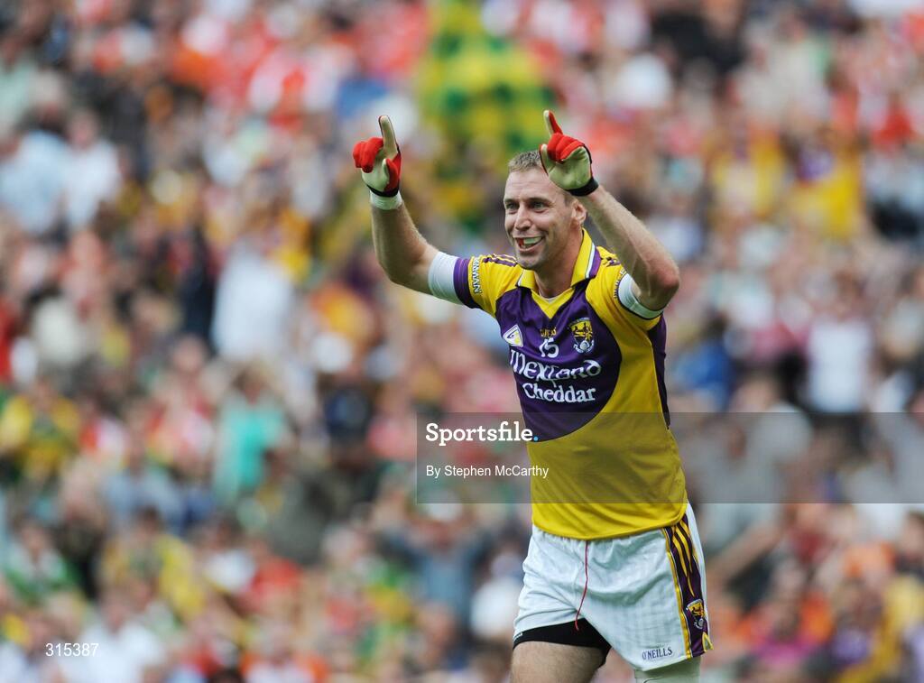 9 August 2008; Matty Forde, Wexford, celebrates after scoring his side's goal. GAA Football All-Ireland Senior Championship Quarter-Final, Armagh v Wexford, Croke Park, Dublin. Picture credit: Stephen McCarthy / SPORTSFILE