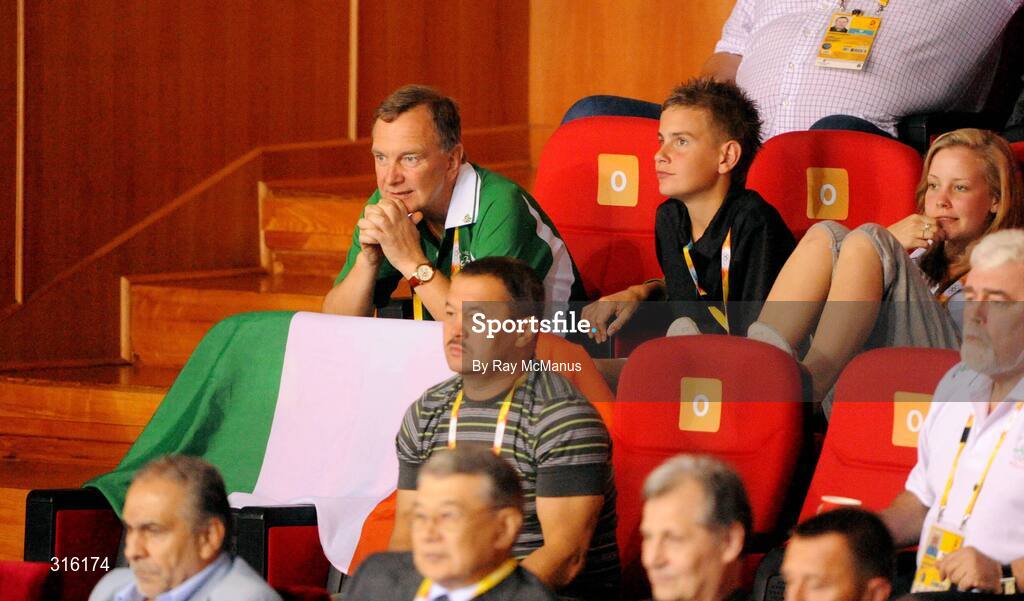 14 August 2008; Martin Cullen, T.D., Minister for Arts, Sport and Tourism watches John Joe Joyce, Ireland, fight Felix Diaz, Dominican Republic, in the 'round of 16' Light welter weight, 64 kg, contest. Beijing 2008 - Games of the XXIX Olympiad, Beijing Workers Gymnasium, Olympic Green, Beijing, China. Picture credit: Ray McManus / SPORTSFILE