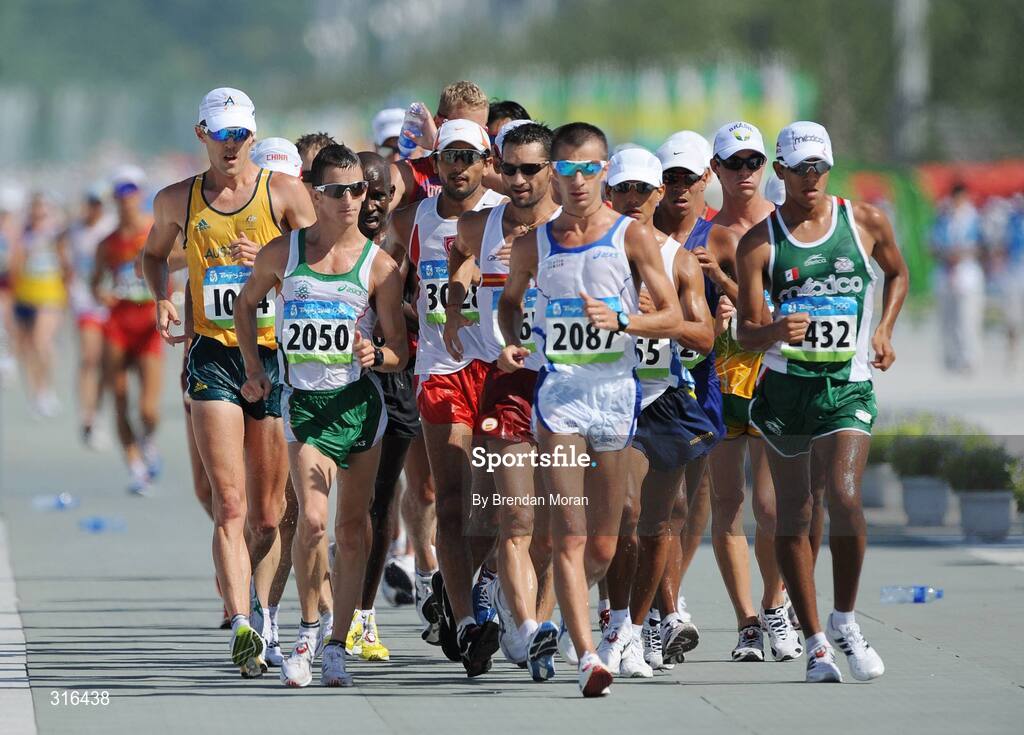 16 August 2008; Robert Heffernan, 2050, Ireland, in action with the main bunch during the Men's 20km Walk Final, in which he finished in 8th place in a time of 1.20.36. Beijing 2008 - Games of the XXIX Olympiad, National Stadium, Olympic Green, Beijing, China. Picture credit: Brendan Moran / SPORTSFILE