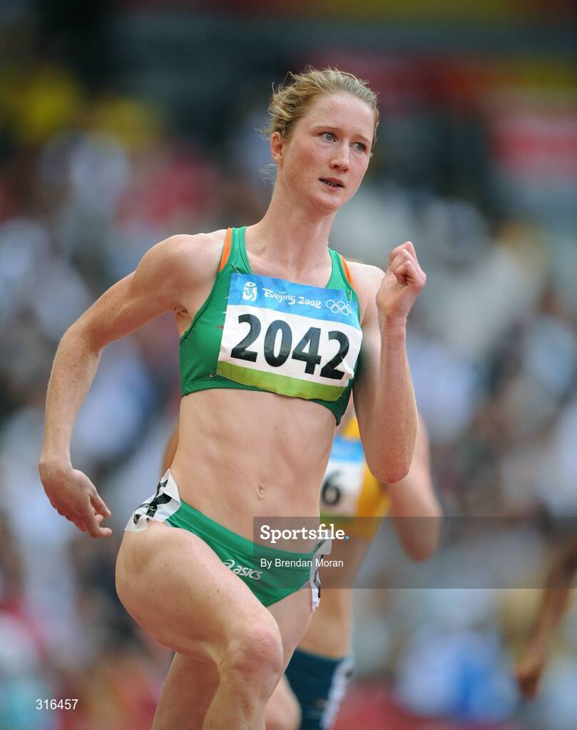 16 August 2008; Joanne Cuddihy, Ireland, in action during her heat of the Women's 400m, in which she finished 6th in a time of 53.32. Beijing 2008 - Games of the XXIX Olympiad, National Stadium, Olympic Green, Beijing, China. Picture credit: Brendan Moran / SPORTSFILE