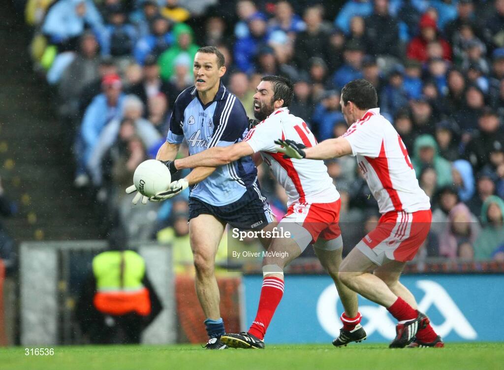 16 August 2008; Ciaran Whelan, Dublin, in action against Joe McMahon, Tyrone. GAA Football All-Ireland Senior Championship Quarter-Final, Dublin v Tyrone, Croke Park, Dublin. Picture credit: Oliver McVeigh / SPORTSFILE