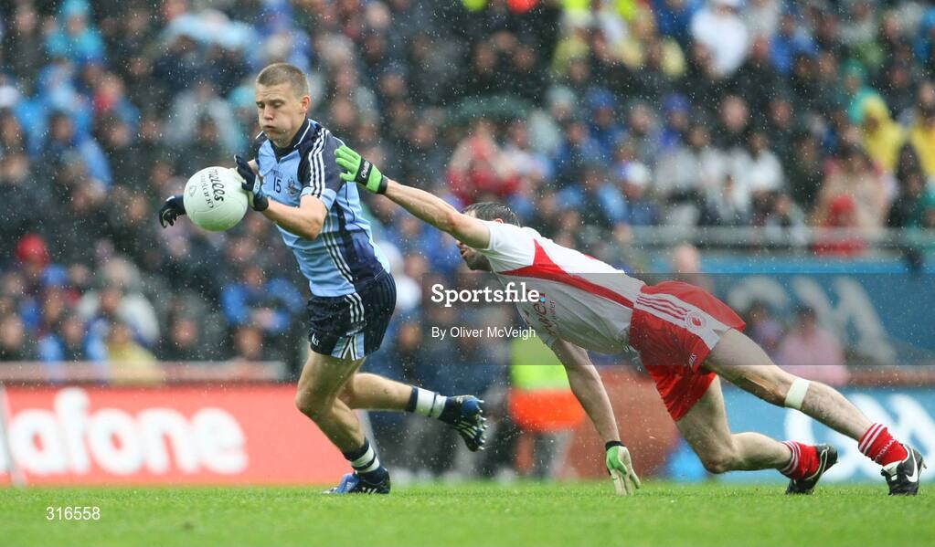 16 August 2008; Tomas Quinn, Dublin, in action against Ciaran Gourley, Tyrone. GAA Football All-Ireland Senior Championship Quarter-Final, Dublin v Tyrone, Croke Park, Dublin. Picture credit: Oliver McVeigh / SPORTSFILE
