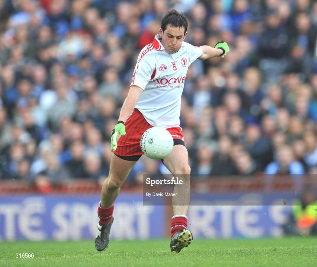 16 August 2008; Davy Harte, Tyrone, shoots to score his side's third goal. GAA Football All-Ireland Senior Championship Quarter-Final, Dublin v Tyrone, Croke Park, Dublin. Picture credit: David Maher / SPORTSFILE