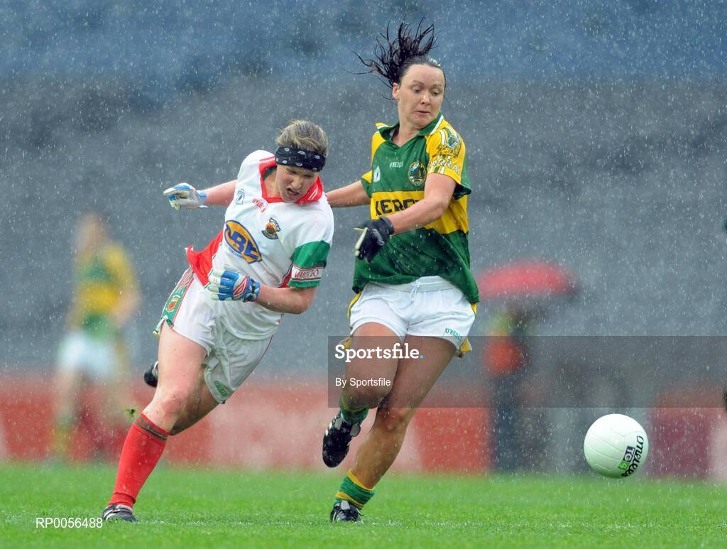16 August 2008; Caroline Kelly, Kerry, in action against Fiona McHale, Mayo. TG4 All-Ireland Ladies Senior Football Championship Quarter-Final, Mayo v Kerry, Croke Park, Dublin. Photo by Sportsfile