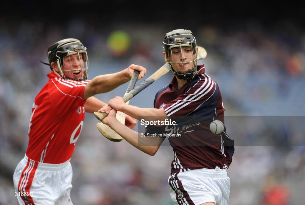 17 August 2008; Richard Cummins, Galway, in action against Seamus O'Farrell, Cork. ESB GAA Hurling All-Ireland Minor Championship Semi-Final, Cork v Galway, Croke Park, Dublin. Picture credit: Stephen McCarthy / SPORTSFILE