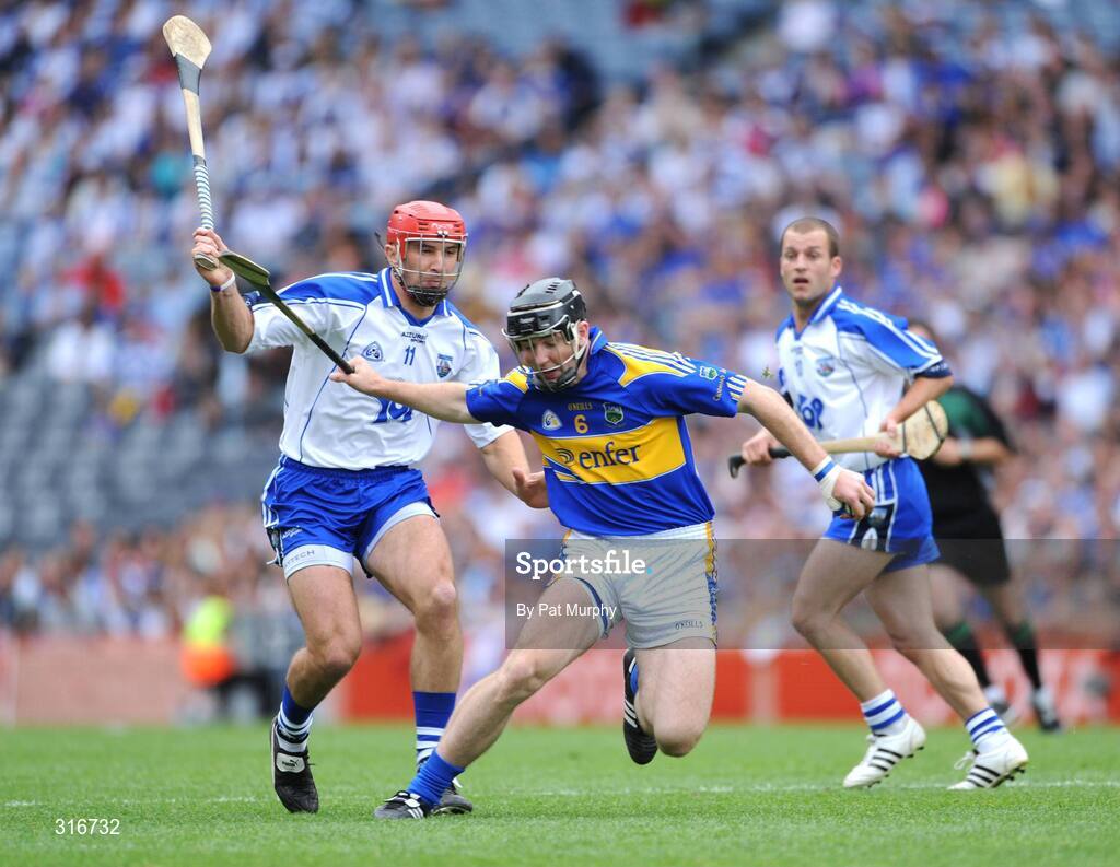 17 August 2008; Conor O'Mahony, Tipperary, in action against Seamus Prendergast, Waterford. GAA Hurling All-Ireland Senior Championship Semi-Final, Tipperary v Waterford, Croke Park, Dublin. Picture credit: Pat Murphy / SPORTSFILE