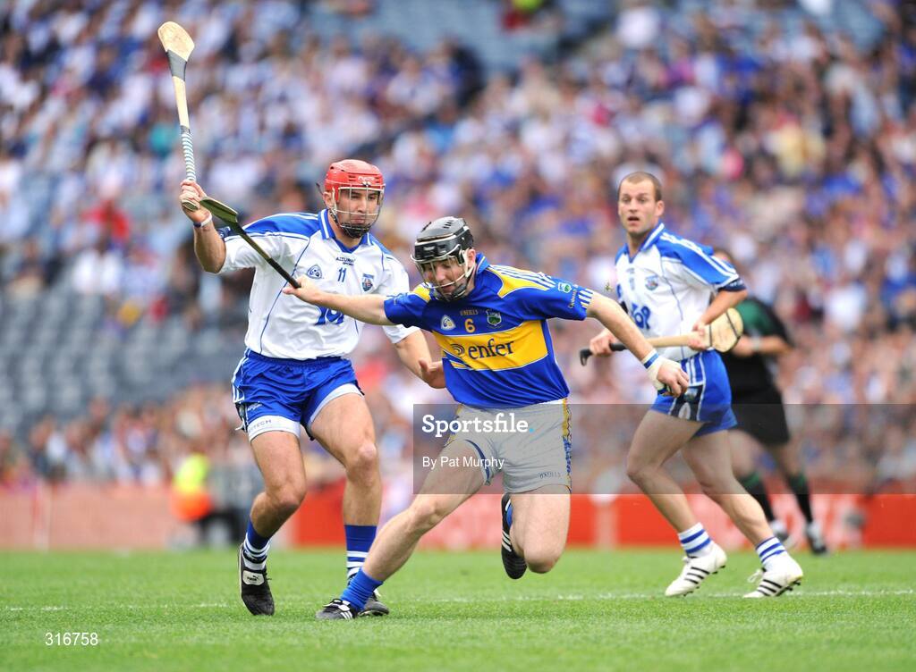17 August 2008; Conor O'Mahony, Tipperary, in action against Seamus Prendergast, Waterford. GAA Hurling All-Ireland Senior Championship Semi-Final, Tipperary v Waterford, Croke Park, Dublin. Picture credit: Pat Murphy / SPORTSFILE
