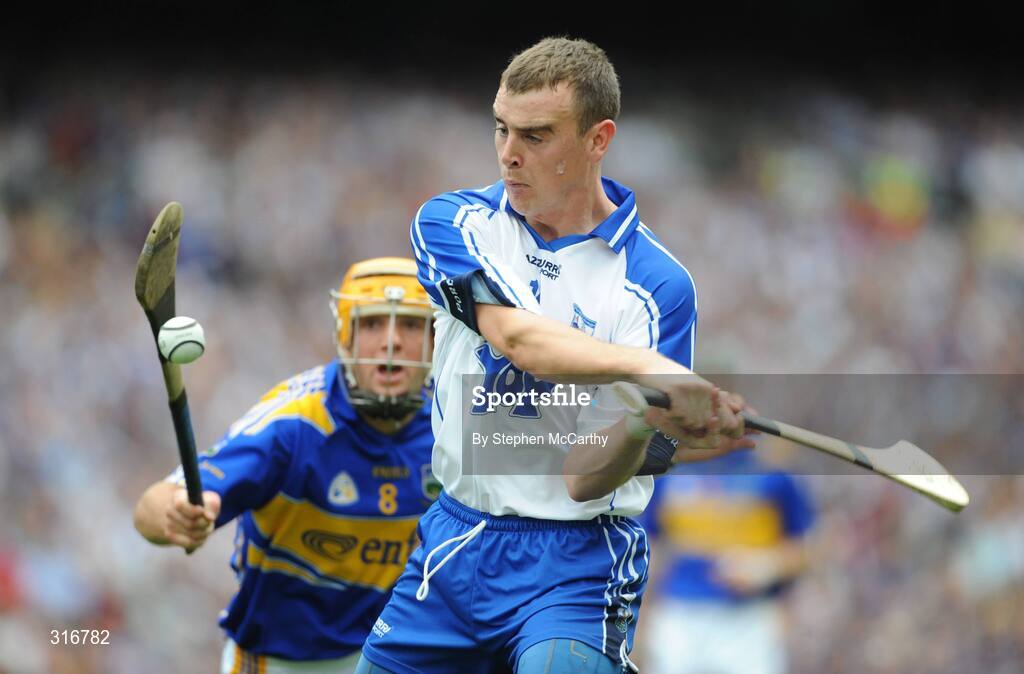 17 August 2008; Eoin Kelly, Waterford, in action against James Woodlock, Tipperary. GAA Hurling All-Ireland Senior Championship Semi-Final, Tipperary v Waterford, Croke Park, Dublin. Picture credit: Stephen McCarthy / SPORTSFILE